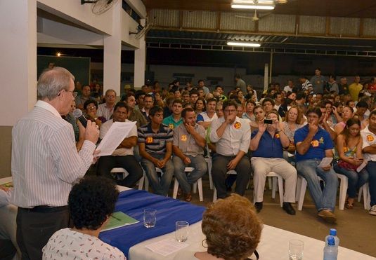 Após adiamento, Diocese realiza sabatina com candidatos a prefeito da cidade