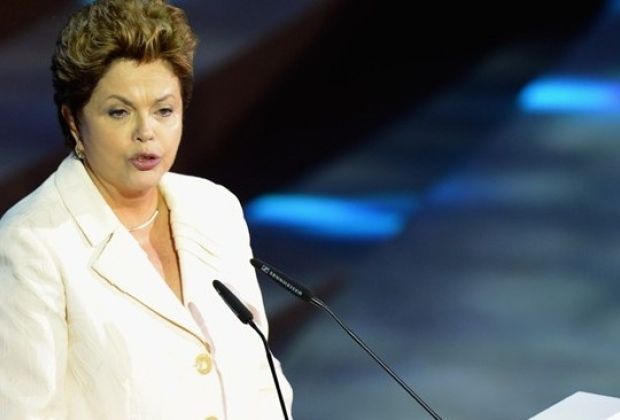 PR supera impasses com governo e aprova apoio a Dilma