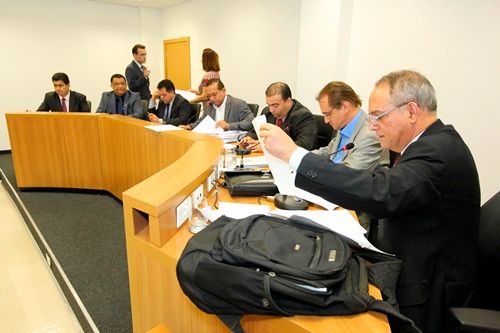 Após impasse na Comissão de Orçamento, Pátio pede vista da LDO