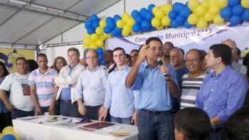 Convenções partidárias e homologação dos candidatos devem ser feitas até o final do mês