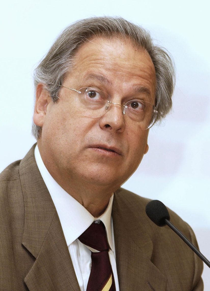 PT pede ao Supremo fim da regra usada para negar trabalho a Dirceu