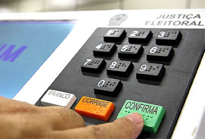 Minireforma aprovada na Câmara deve piorar processo eleitoral no país