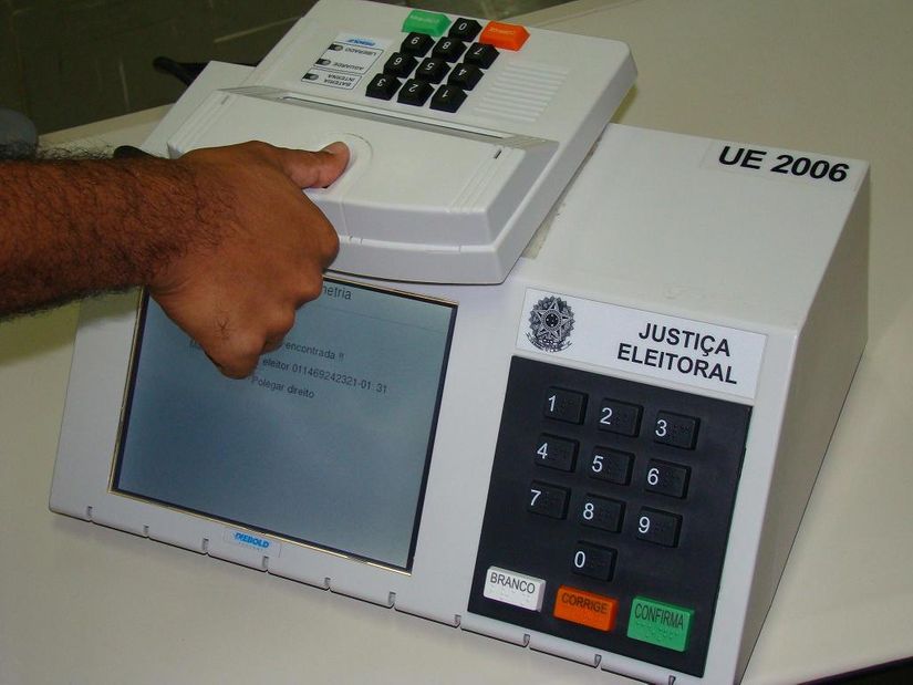 Eleitores de 7 cidades de MT vão votar em urnas biométricas