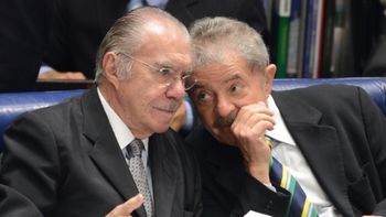 Lula elogia Sarney e diz que imprensa avacalha a política