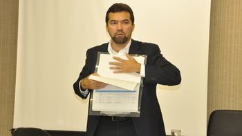 MP chama candidatos para finalizar acordo e vai propor recolhimento antecipado de material gráfico