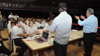 Percival defende Escola em Tempo Integral e anuncia que irá construir 10 mil casas