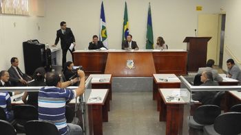 Após série de sustos, vereadores de Pedra Preta decidem hoje se abrem investigação contra Mariledi