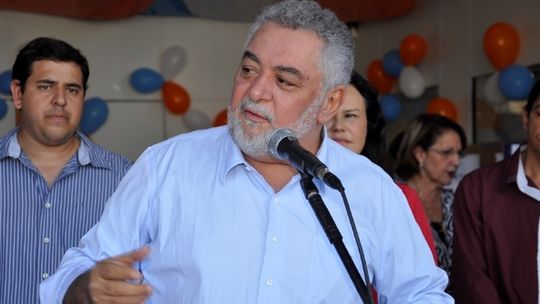 Ele voltou: Atuação de Muniz sinaliza guinada na administração municipal