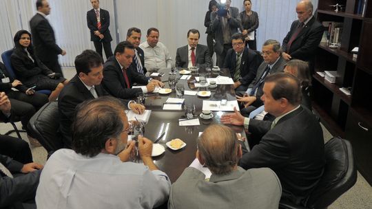 Em Brasília, Silval se reúne com bancada federal para discutir atual situação da gleba Suiá-Missu