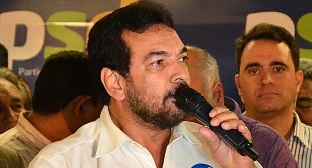 Depois de insistir em candidatura ao Governo, Chico Daltro aceita concorrer à Câmara Federal