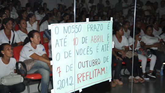 Câmara derruba emenda com proposta de servidores, que ameaçam greve