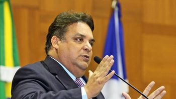 Revoltado com a imprensa, Fabris pede que sejam informados valores pagos aos veículos de comunicação