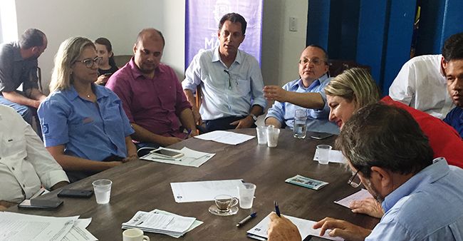 Governador garante retomada das obras nas rodovias da região oeste