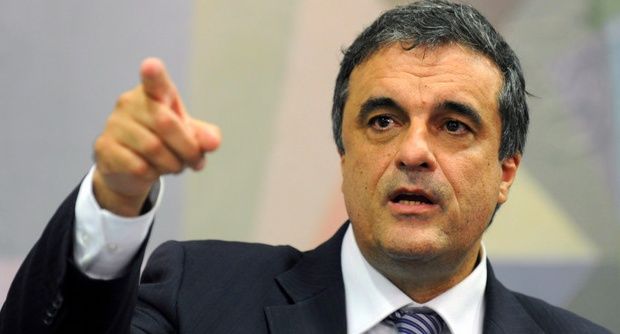 Ministro da Justiça afirma que não há indícios contra presidenta e diretores da Petrobras