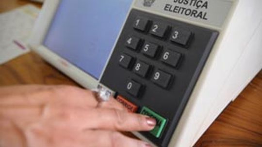 Justiça Eleitoral vai conferir dados das urnas em MT na próxima segunda-feira