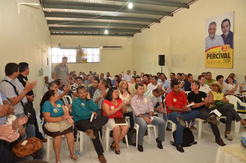 Percival se reúne com candidatos a vereador da coligação "A Força da Gente"