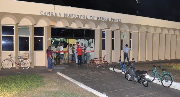 Procurador acusa vice-prefeito de manobra para cassar mandato de Mariledi
