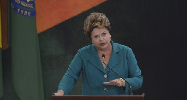 Aprovação ao Governo volta a crescer e Dilma venceria eleição em 2014, diz pesquisa