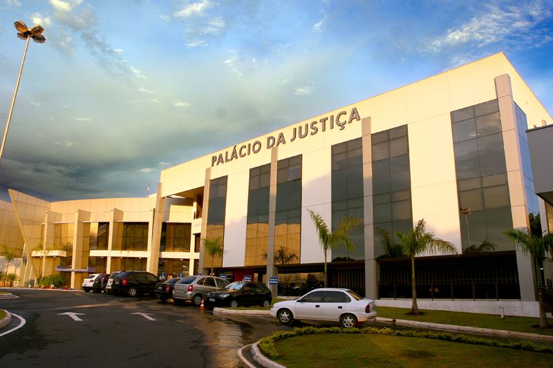 TJMT abre concurso para 168 vagas e salários chegam a R$ 4,1 mil