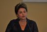 Dilma defende reforma política e apuração de denúncias envolvendo a Petrobras