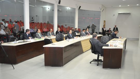 Vereadores sepultam mais uma tentativa de investigar travessia urbana