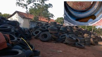 Terreno da prefeitura de Pedra Preta está tomado por pneus velhos