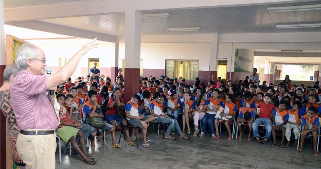 Escola Bonifácio Sachetti promove homenagem ao patrono; família destacou importância da Educação