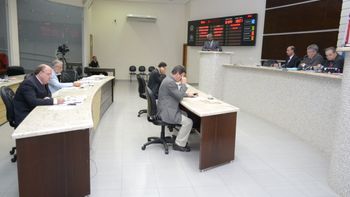LDO é aprovada com 11 emendas 