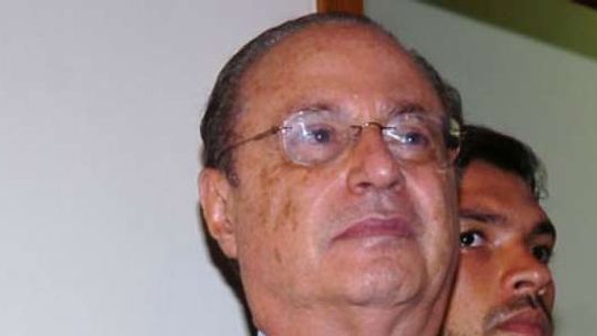 Maluf oferece US$ 1 mi para encerrar processo em Nova York