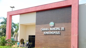 Câmara Municipal realiza sessão solene para homenagear cidadãos em destaques