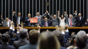 Em pronunciamento, Henrique Eduardo Alves faz balanço das votações da Câmara