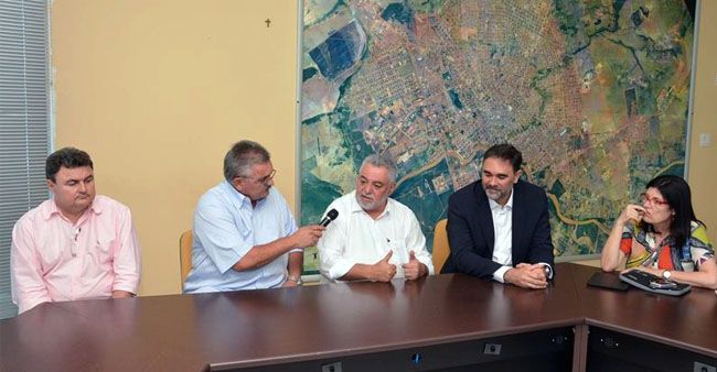 Em Rondonópolis, diretor da 2.0 hotéis apresenta empreendimento a prefeito