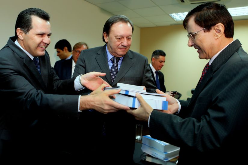 Tribunal de Contas do Estado julga contas do Governo referentes ao ano de 2011