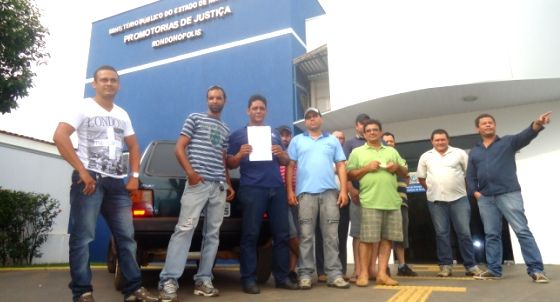 Polêmica envolvendo concessões para taxistas continua e será investigada pela Câmara