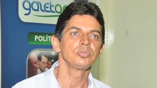 Mazett, o indeciso