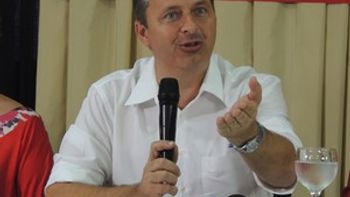 Após criticar PMDB, Eduardo Campos diz que 'respeita' aliança no RN