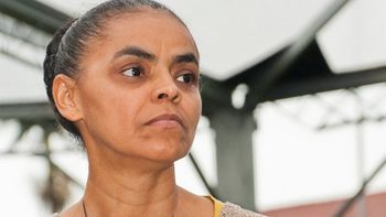 Marina Silva pede registro ao TSE para concorrer à Presidência