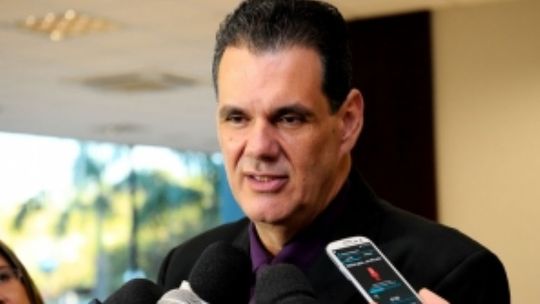 Secretário de Comunicação diz que portar arma é 'hábito' em Mato Grosso