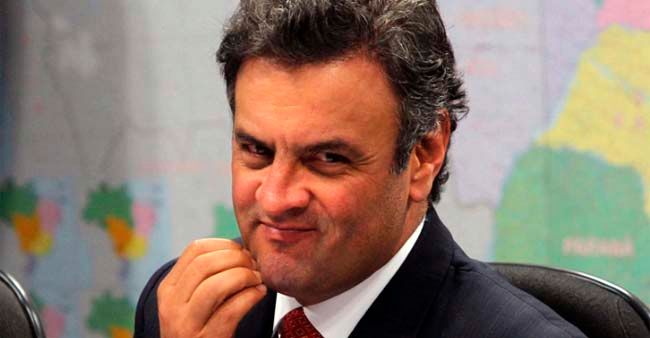 Coligação de Aécio Neves (PSDB) acusa Dilma Rousseff (PT) de fazer propaganda antecipada