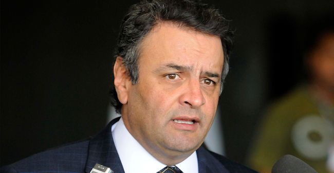 Em convenção, PSDB confirma candidatura de Aécio Neves