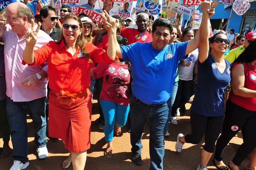 Ananias promove caminhada na região do Tancredo Neves, Parque Universitário, Vila Olinda e Pedra 90
