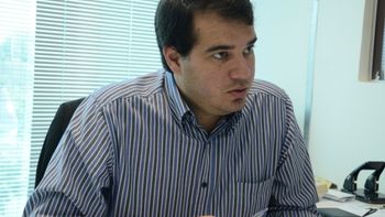 Prefeitura garante que não fará concurso sem aprovação de novos PCCS
