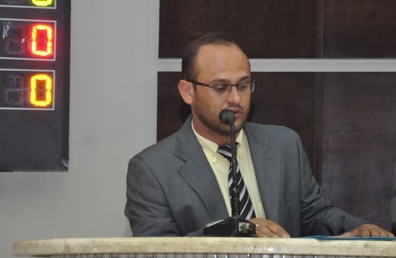 Roni Magnani quer vistoria nas escolas da rede estadual