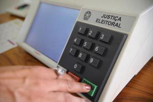 Exercício democrático pode garantir prefeitos e vereadores melhores no Brasil