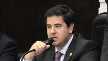 Ibrahim pede a Medeiros revisão da Lei de licitações