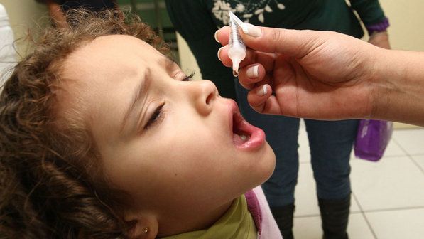 Dia D abre campanha de vacinação contra a polio