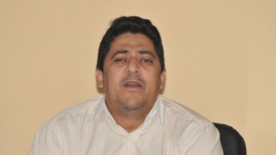 Eminência parda: Ananias volta a atuar nos bastidores e tumultua legislativo municipal