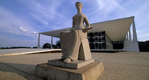 STF começa a analisar se 11 réus do mensalão tem direito a novo julgamento