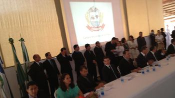 Rossato, Xuxu, vereadores e secretários municipais tomam posse dos cargos em Sorriso