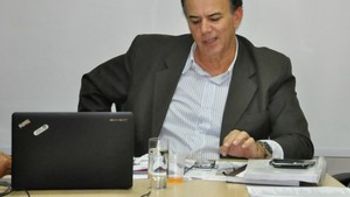 Secretário de Saúde pede demissão após TJMT determinar retorno